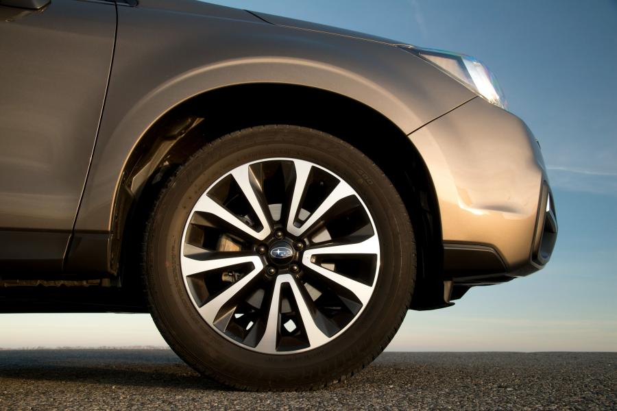 Колеса Subaru Forester 2.0i 2015 года  (WW) (фото 2 из 40)